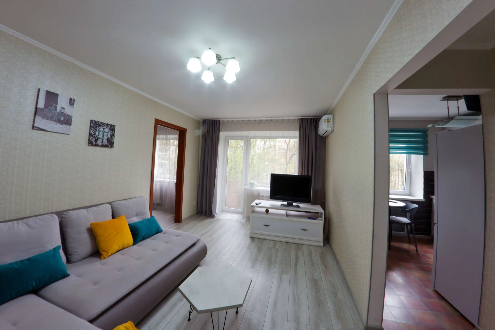 Апартаменты Просторно и тихо. Центр. 2 комнаты