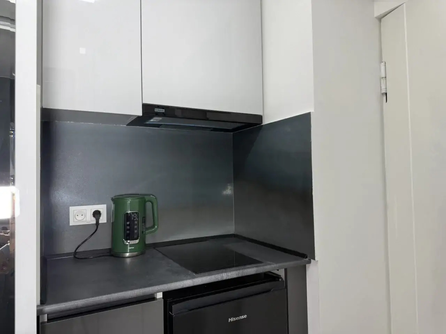 Апартаменты Stylish studio next to Malibu pk