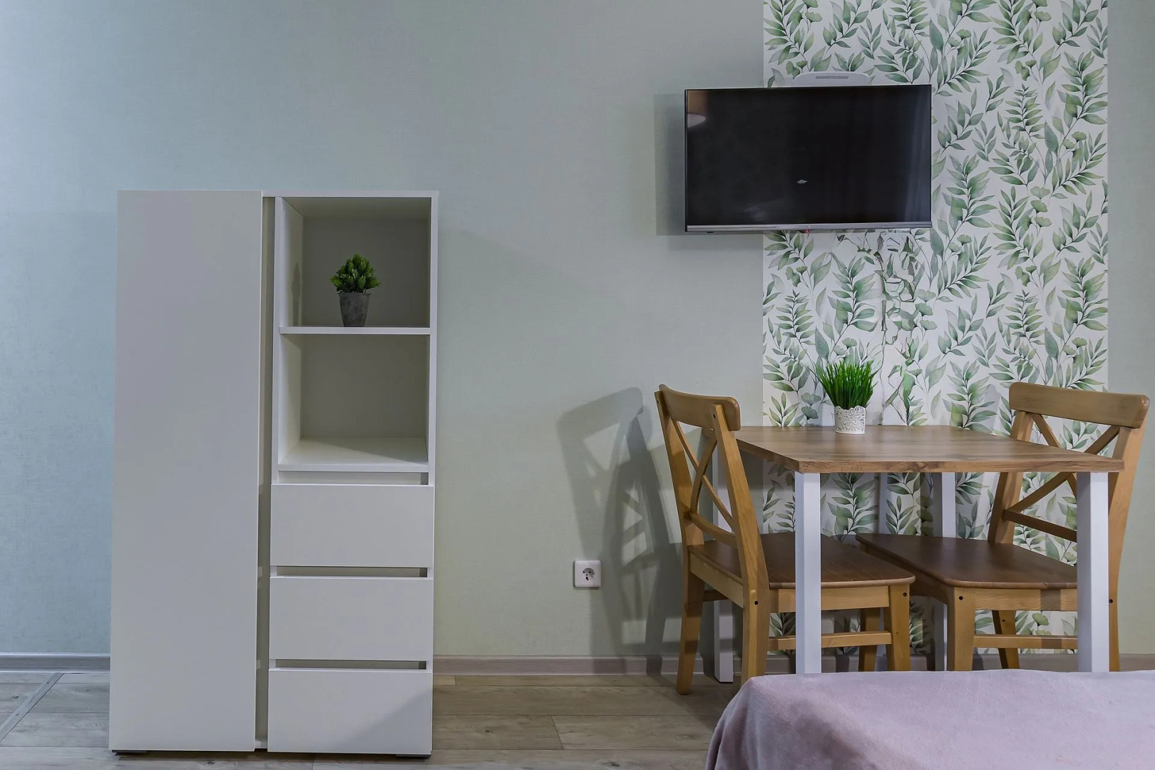 Квартира студия на Бурнаковской 97