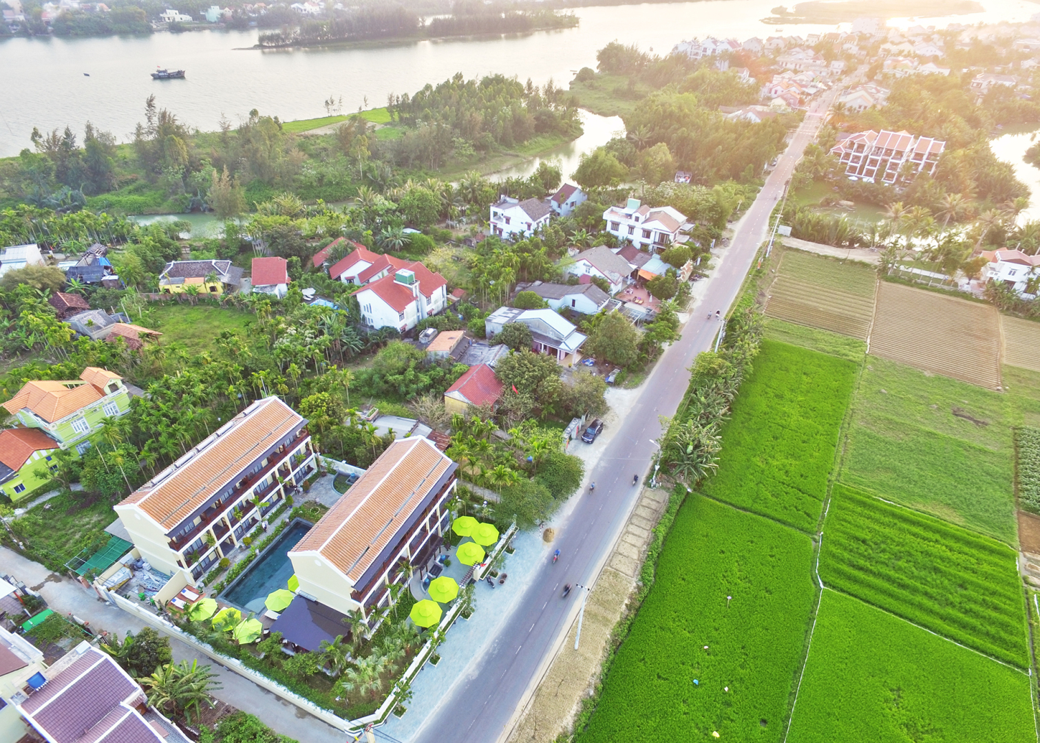 Отель Hoian Field Villa and Spa