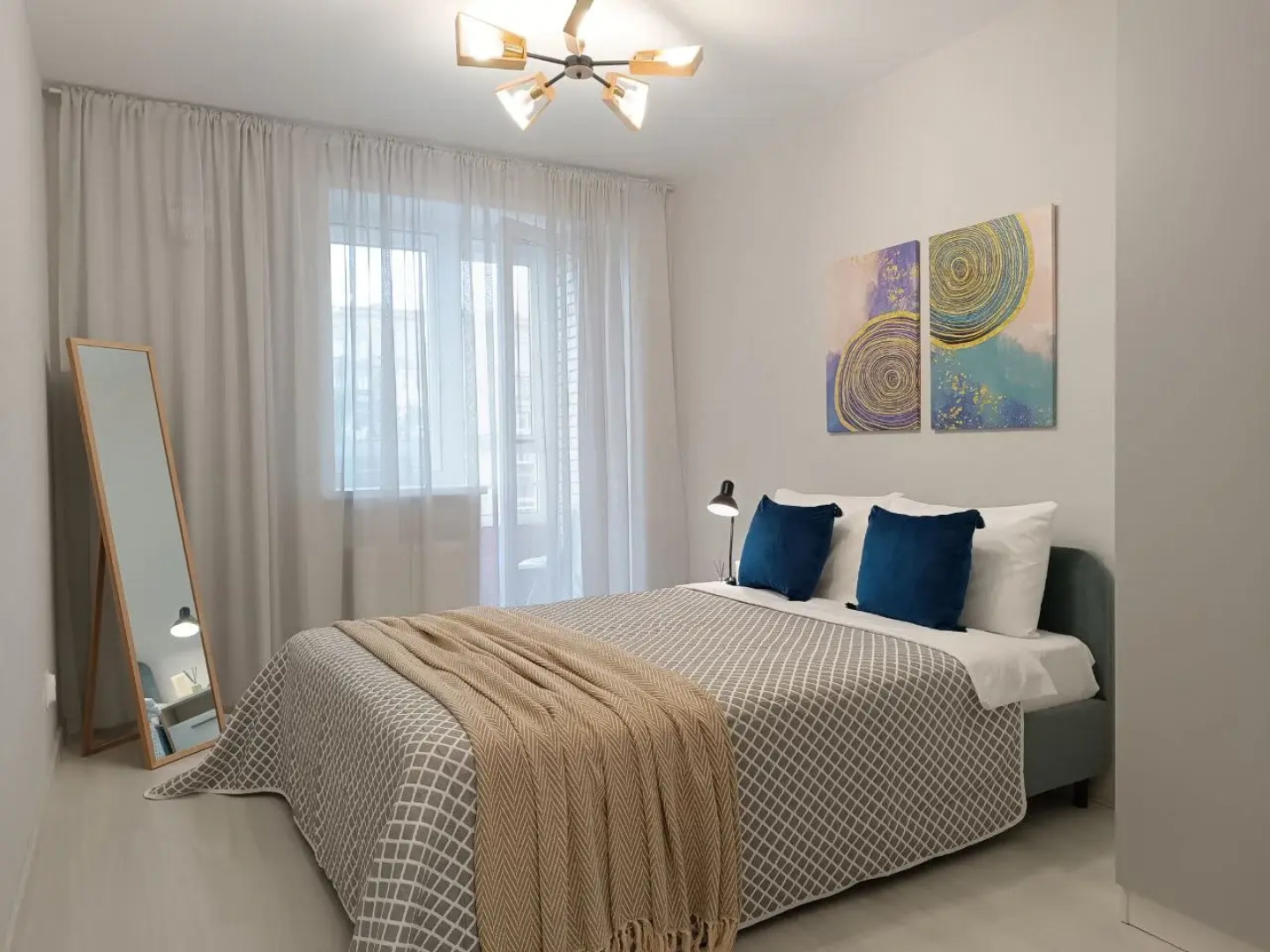 Квартира на Молодежной 107В