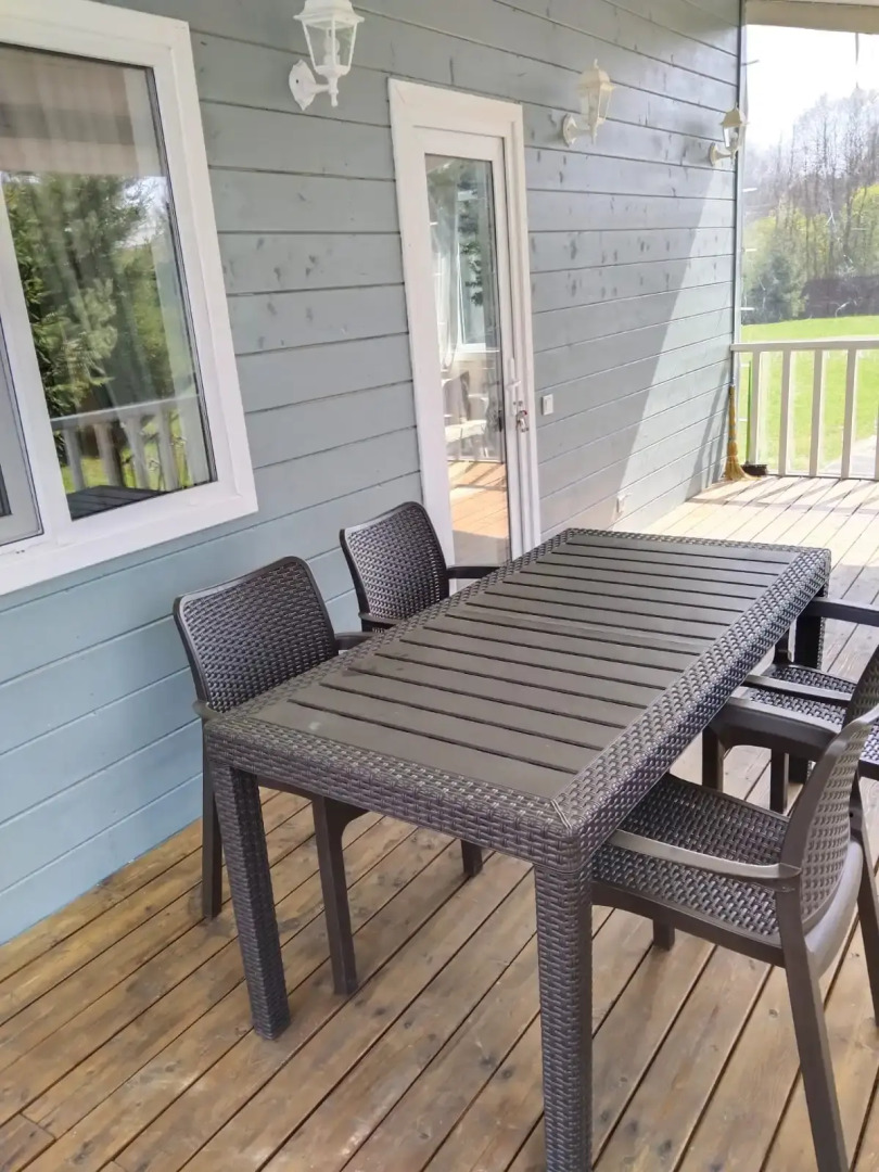 Частный дом с верандой и сауной