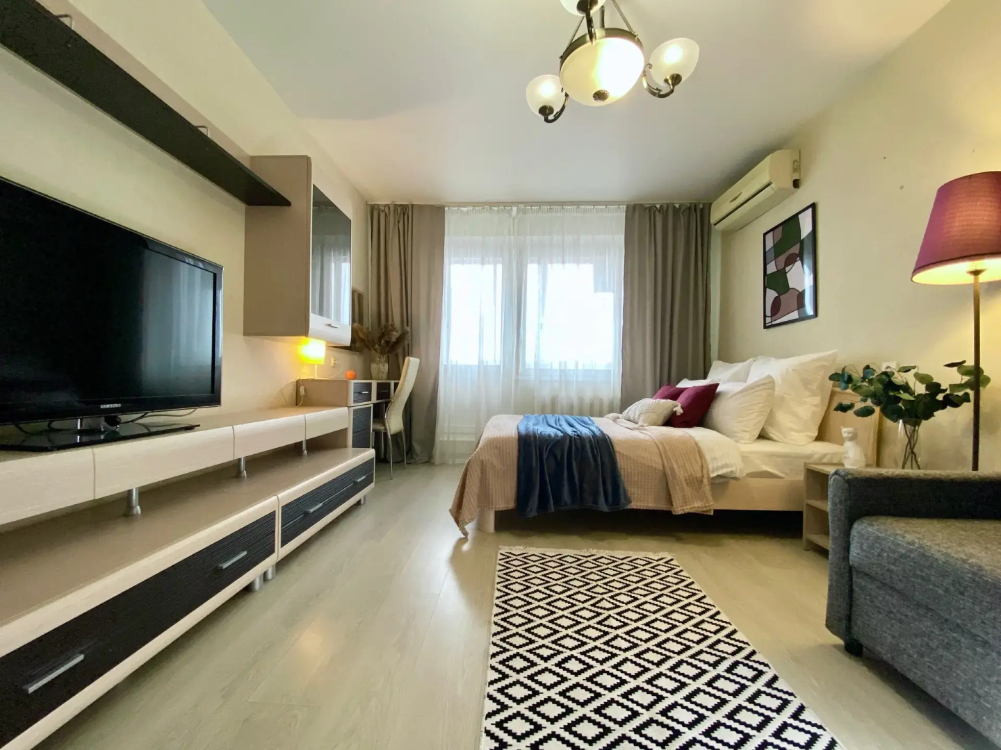 Квартира Bravo Apart на Шоссе Космонавтов, 166