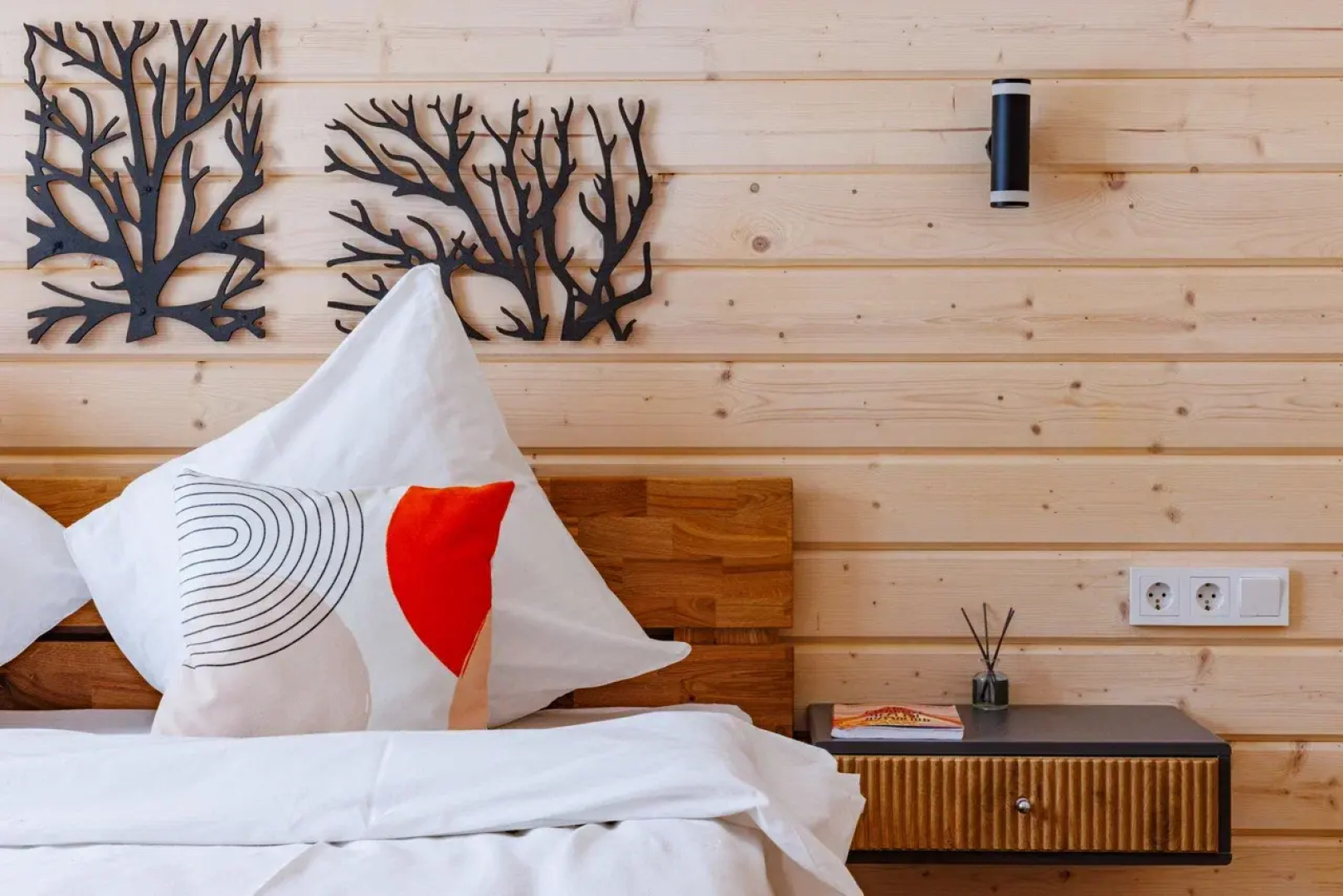 Частный дом Традиция отдыха - дом у озера c баней и купелью