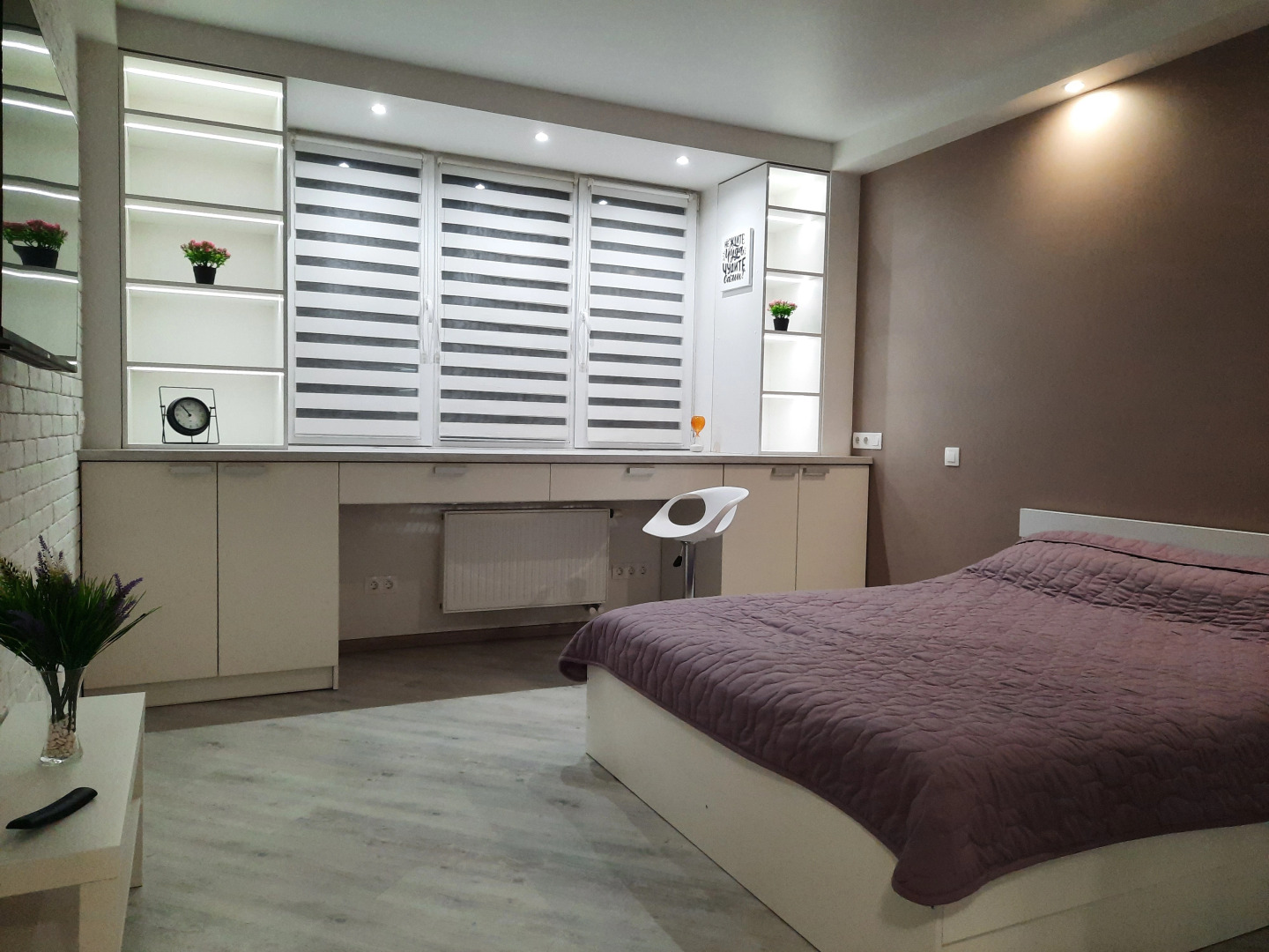 Апартаменты День и Ночь на Согласия