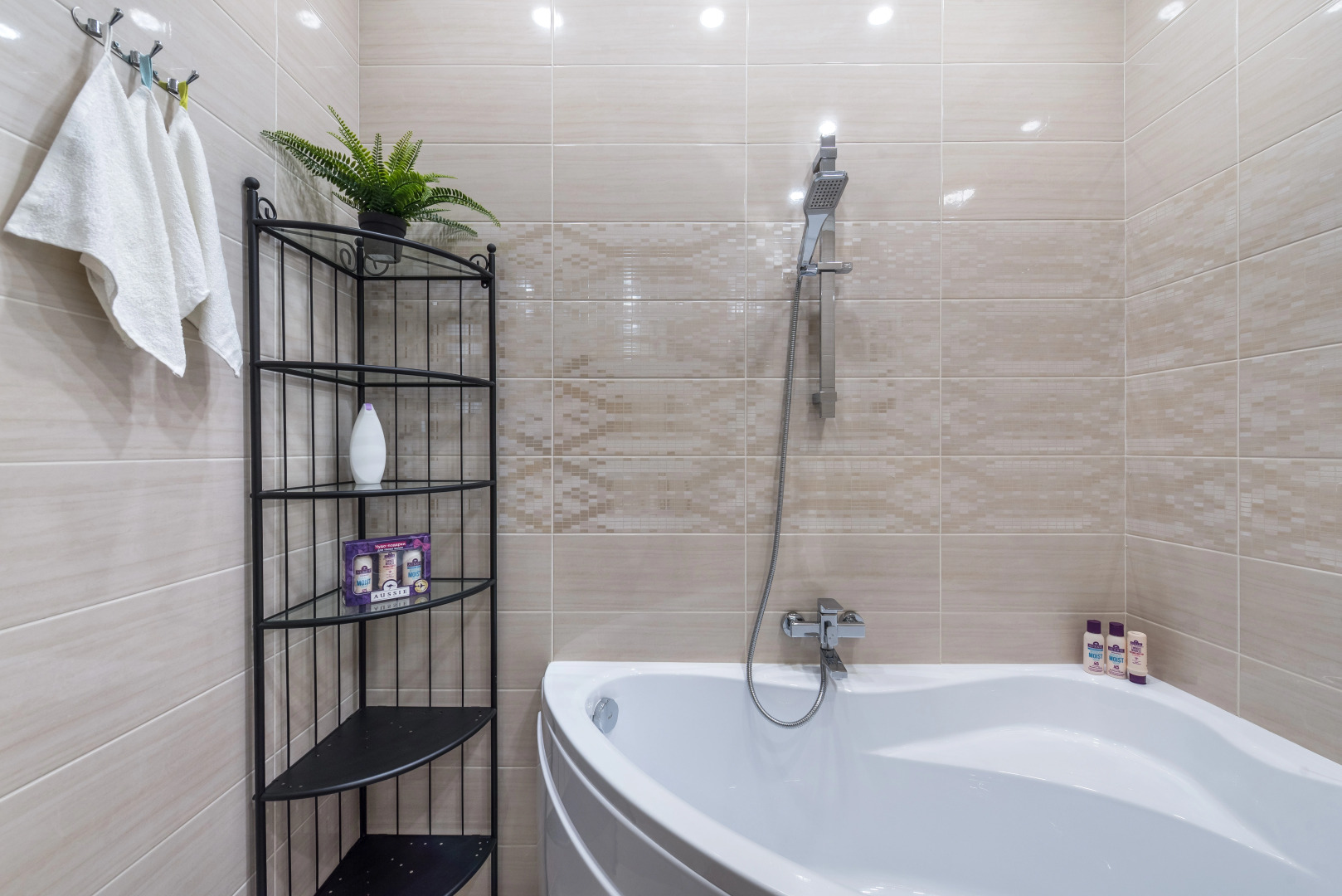 Апартаменты Admiral nearby Hilton 2