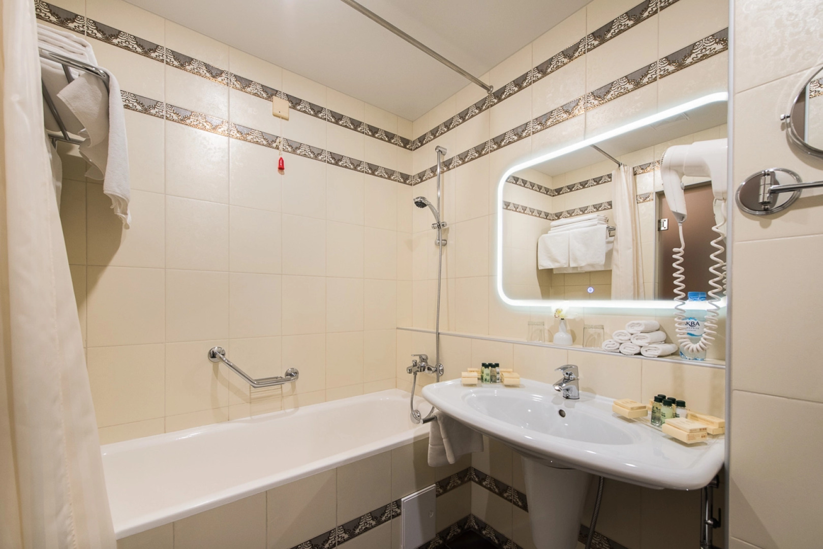 Отель Атриум Палас