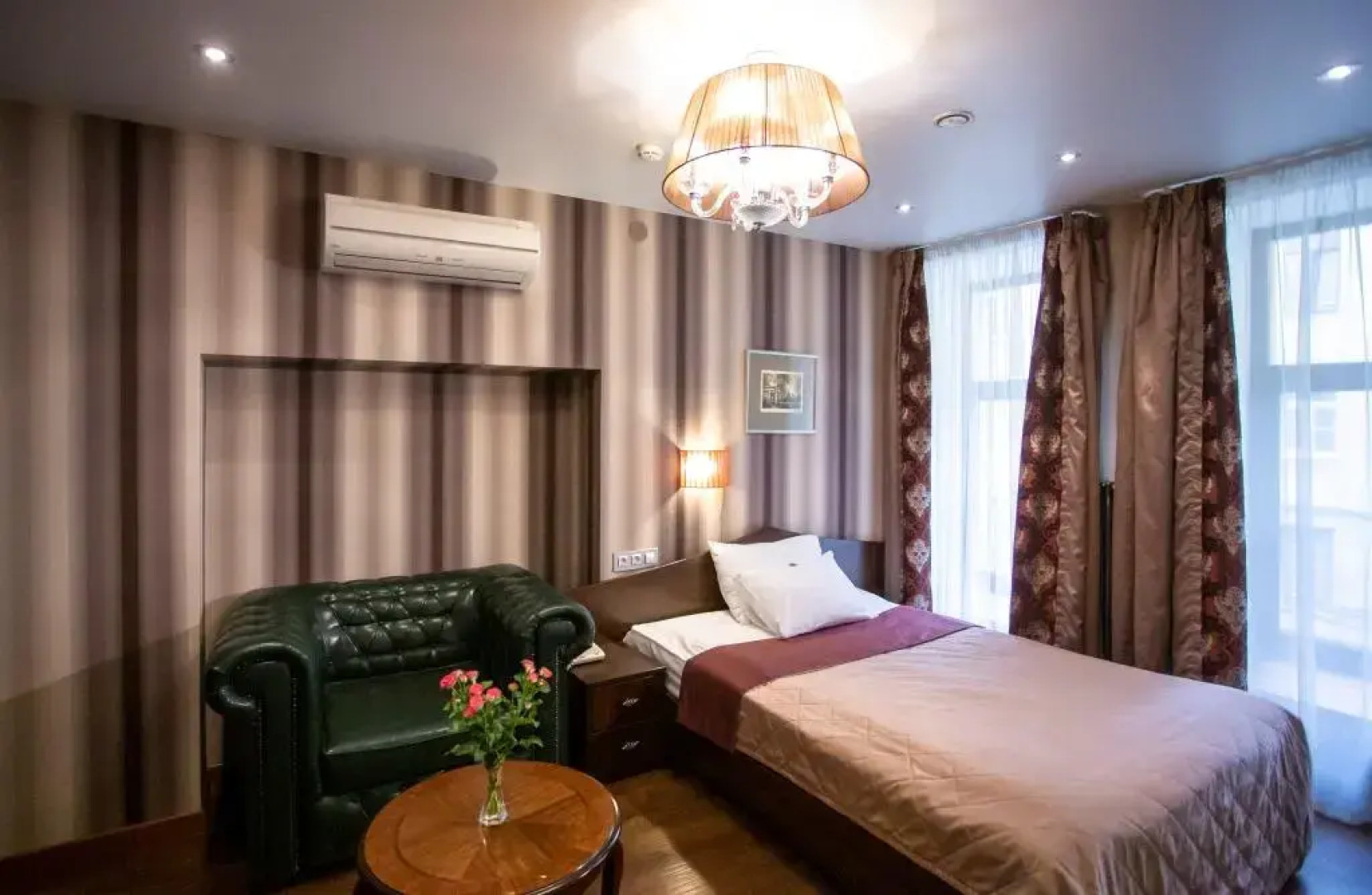 Отель Мартин