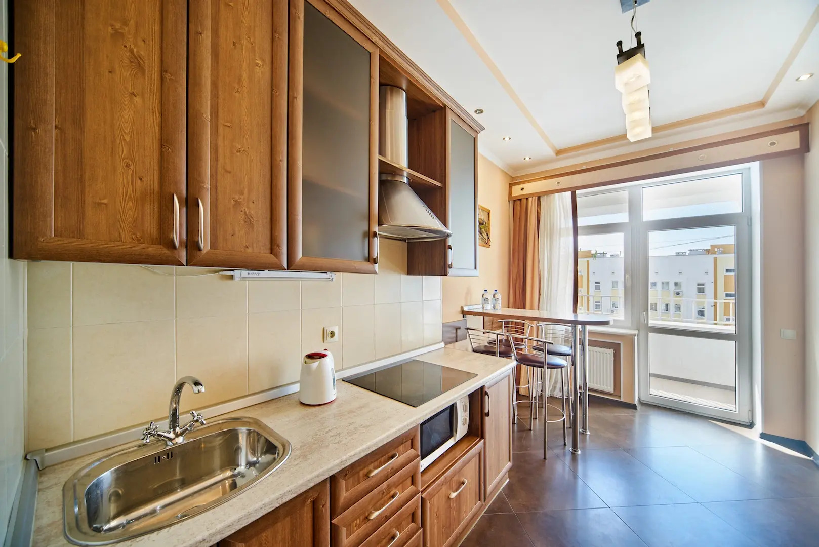 Двухуровневые апартаменты у моря на Античном