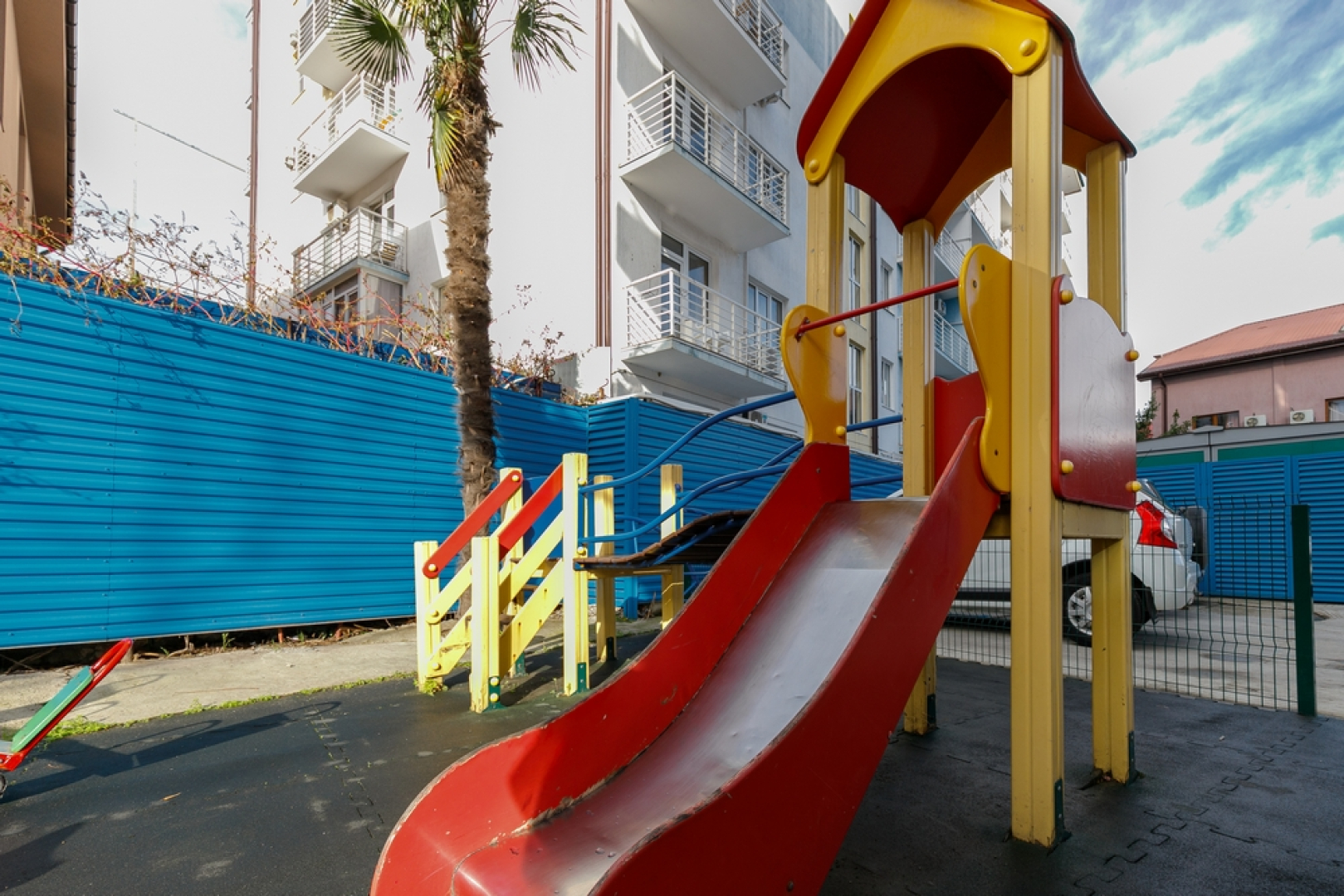 Апартаменты GeoApart Цветочная 30