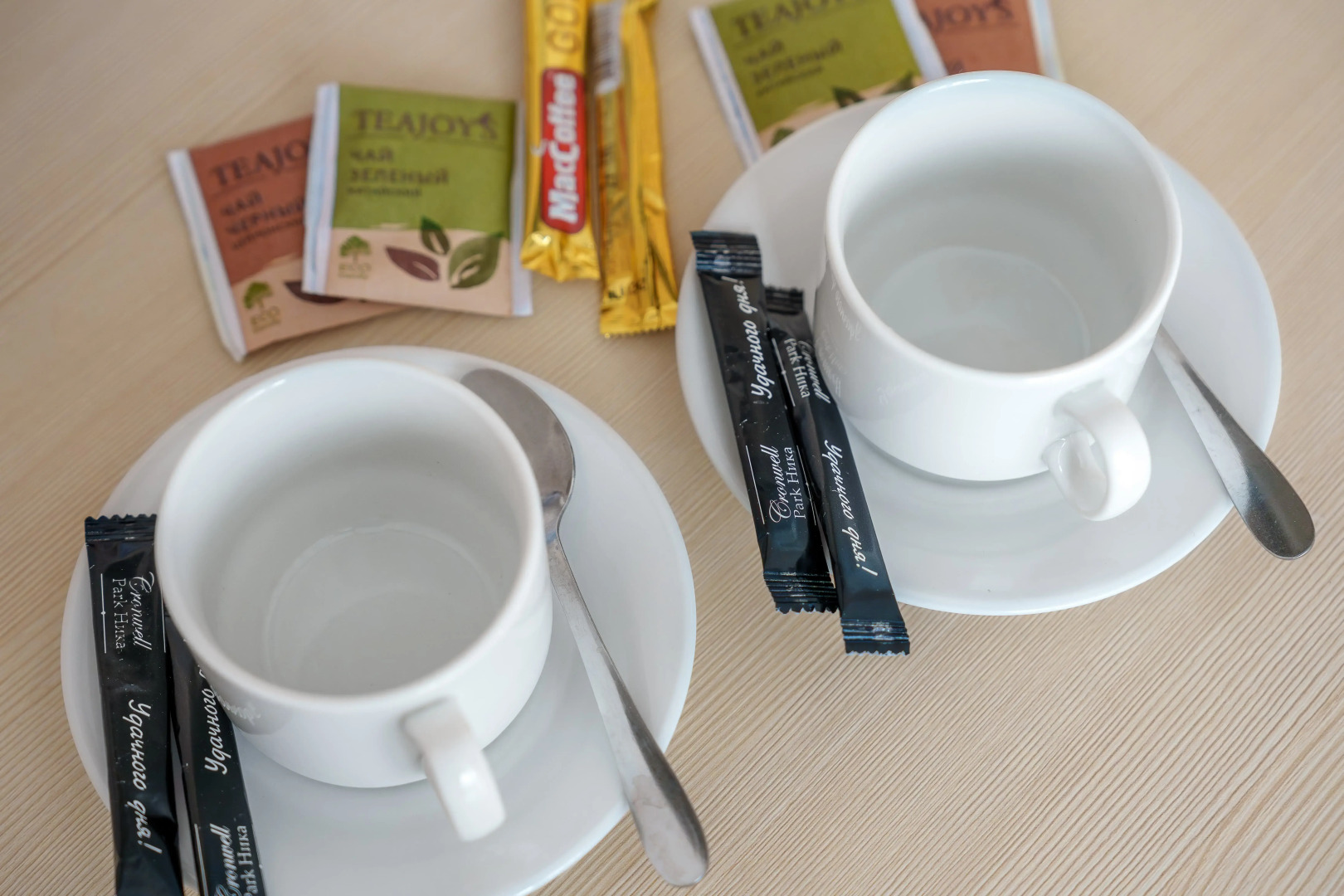 Отель Cronwell Park Ника