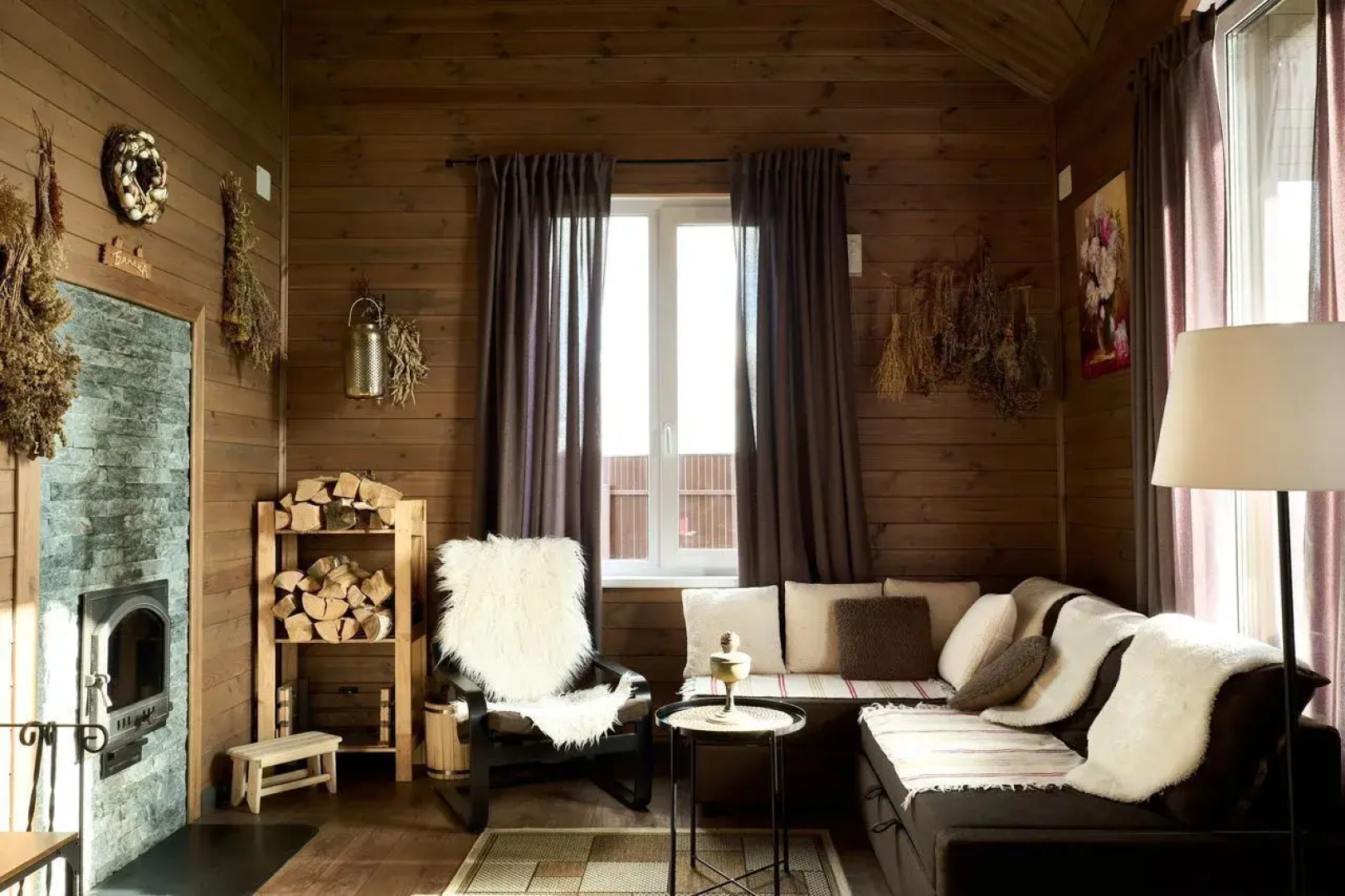 Частный дом с баней