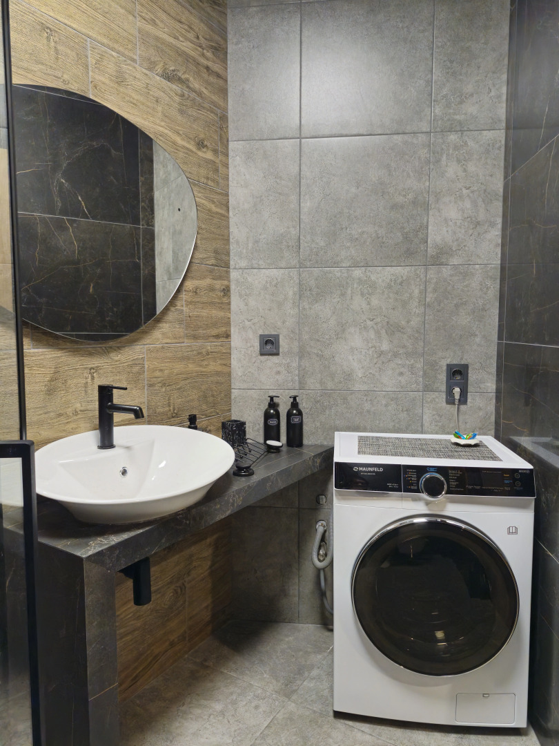 Апартаменты Люкс с Видом на Площадь Победы