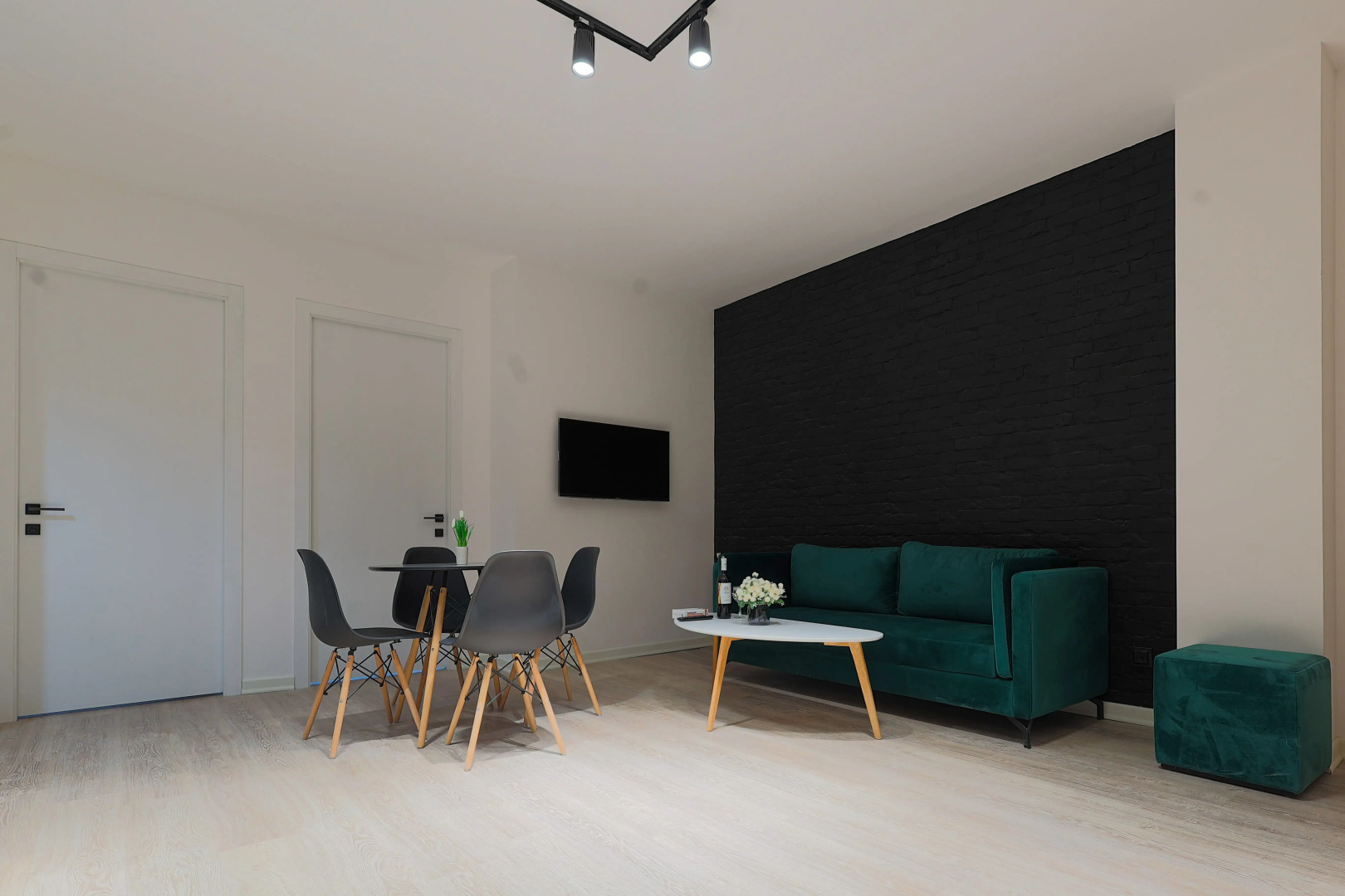 Апартаменты Welcome Republic Square Apartments