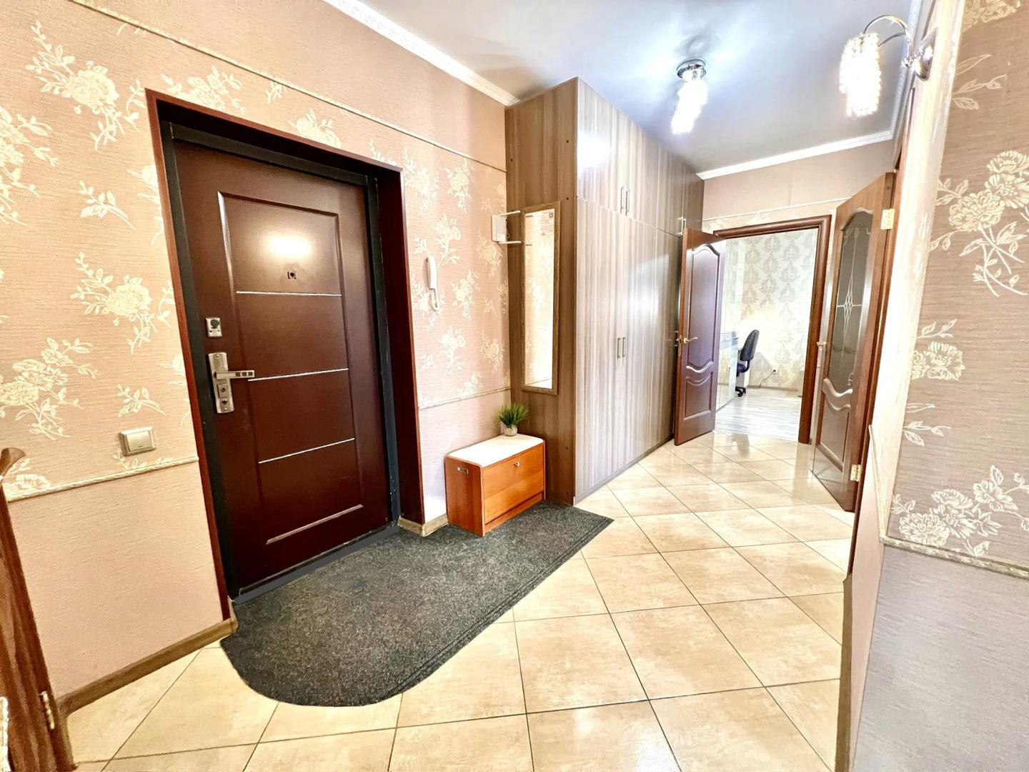 Апартаменты двухкомнатные на Садовой 337