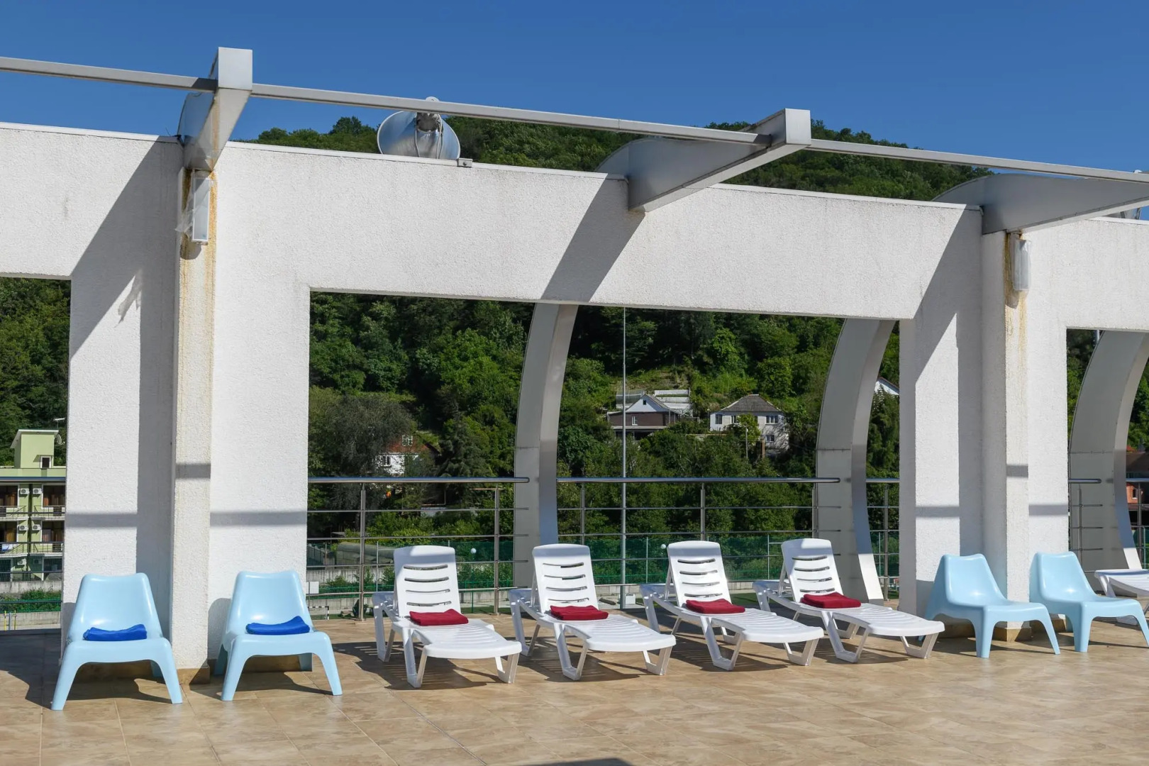 Отель ЛОО-АРЕНА