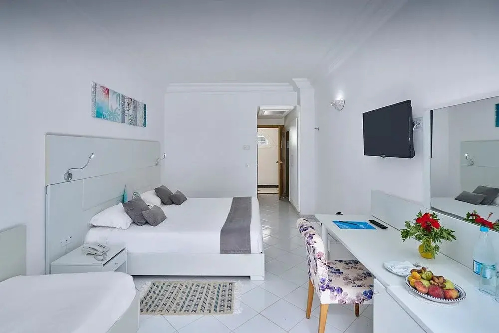 Курортный отель Hari Club Beach