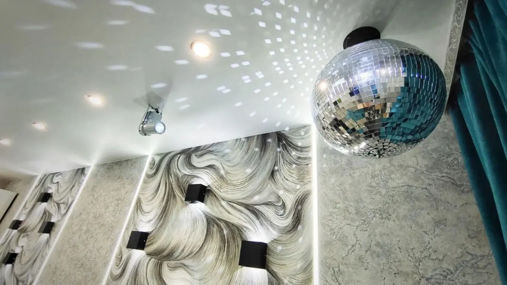 Квартира дизайнерская Renta27 в самом сердце города