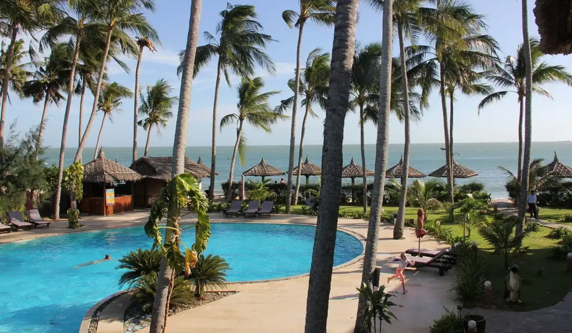 Отель Little Paris Resort & Spa Mui Ne