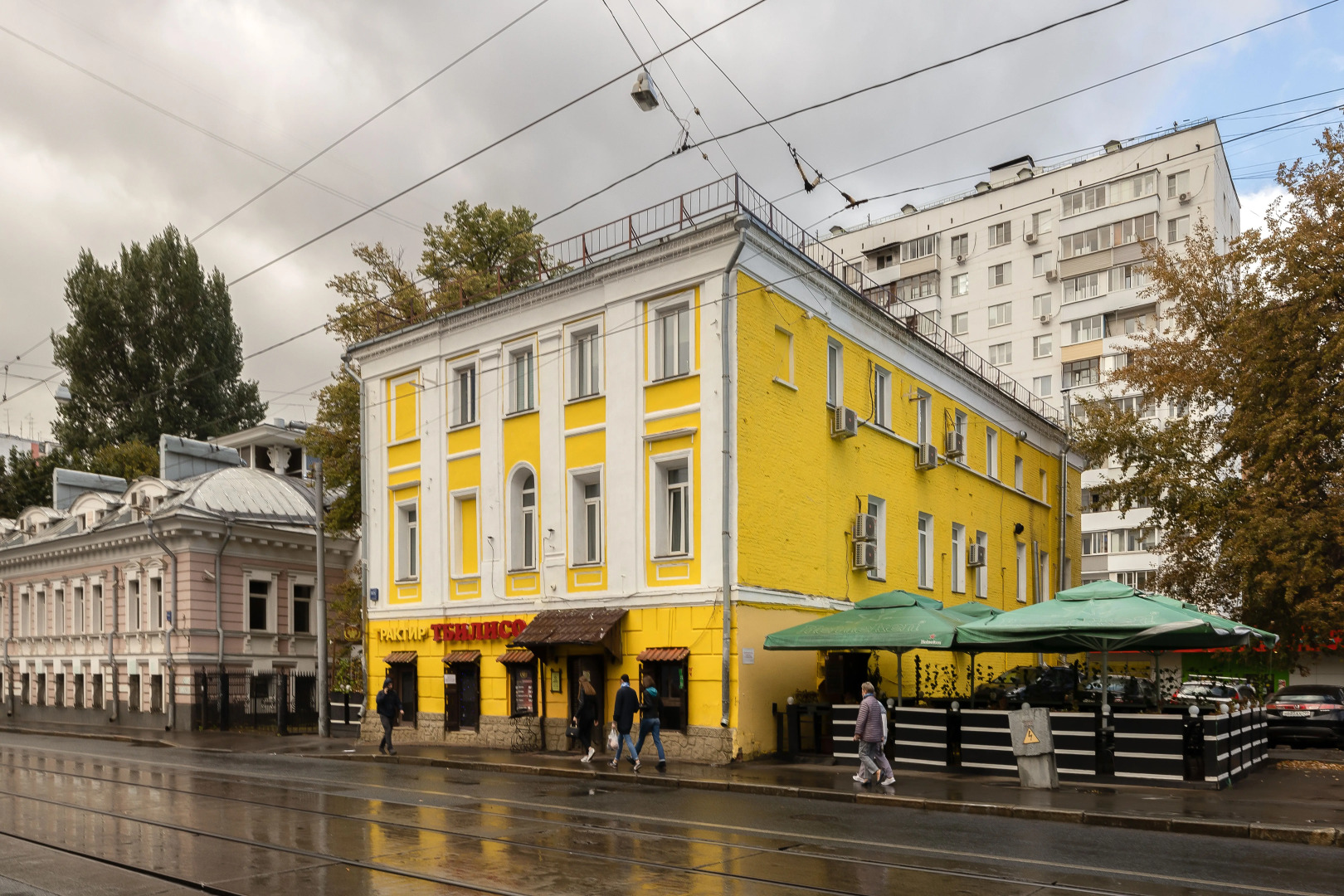 Апартаменты Изумруд Бауманская