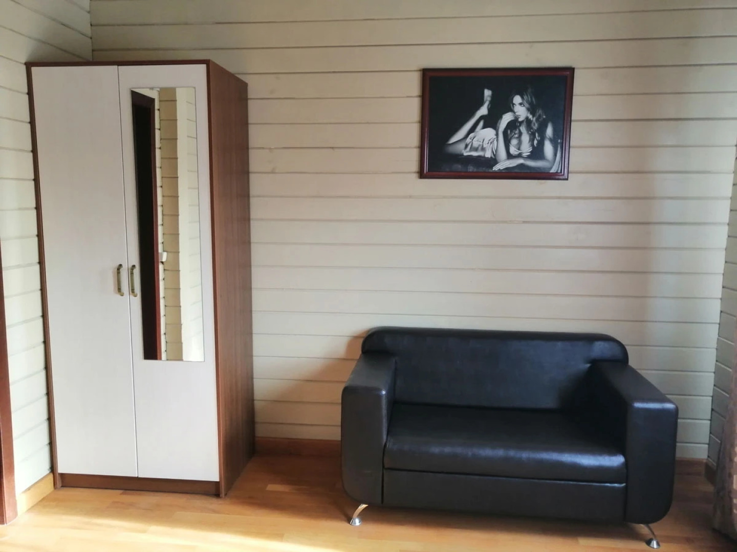 Гостевой дом Коттеджи в аренду Береговая 48