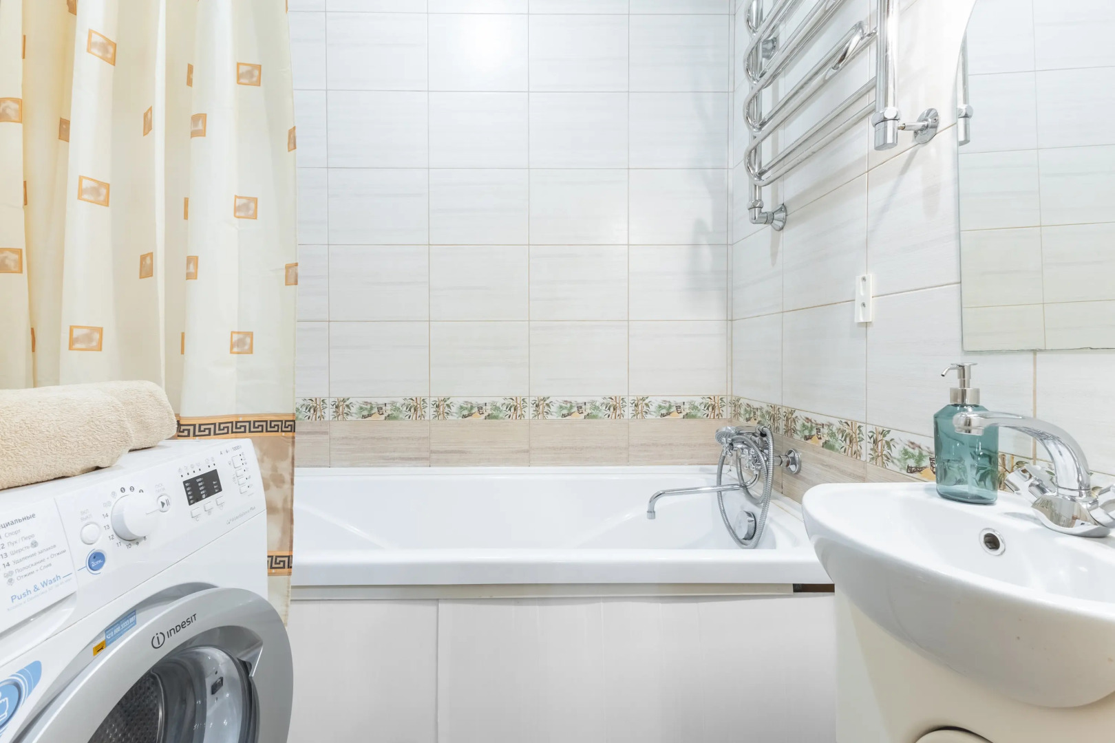 Апартаменты Comfort Home на 16 гостей на Карла Маркса 39