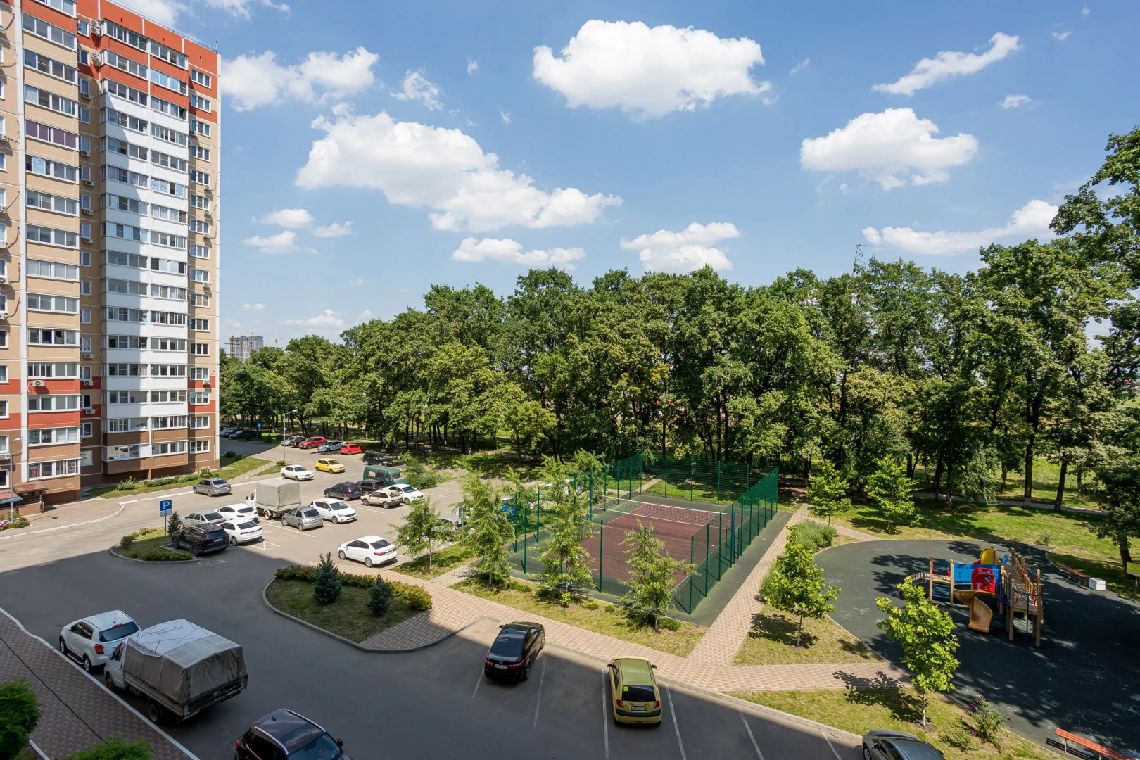 Квартира на Генерала Трошева 25