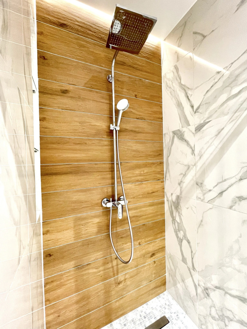 Апартамент в 5 минутах от моря с бассейном на Мира 44лит6