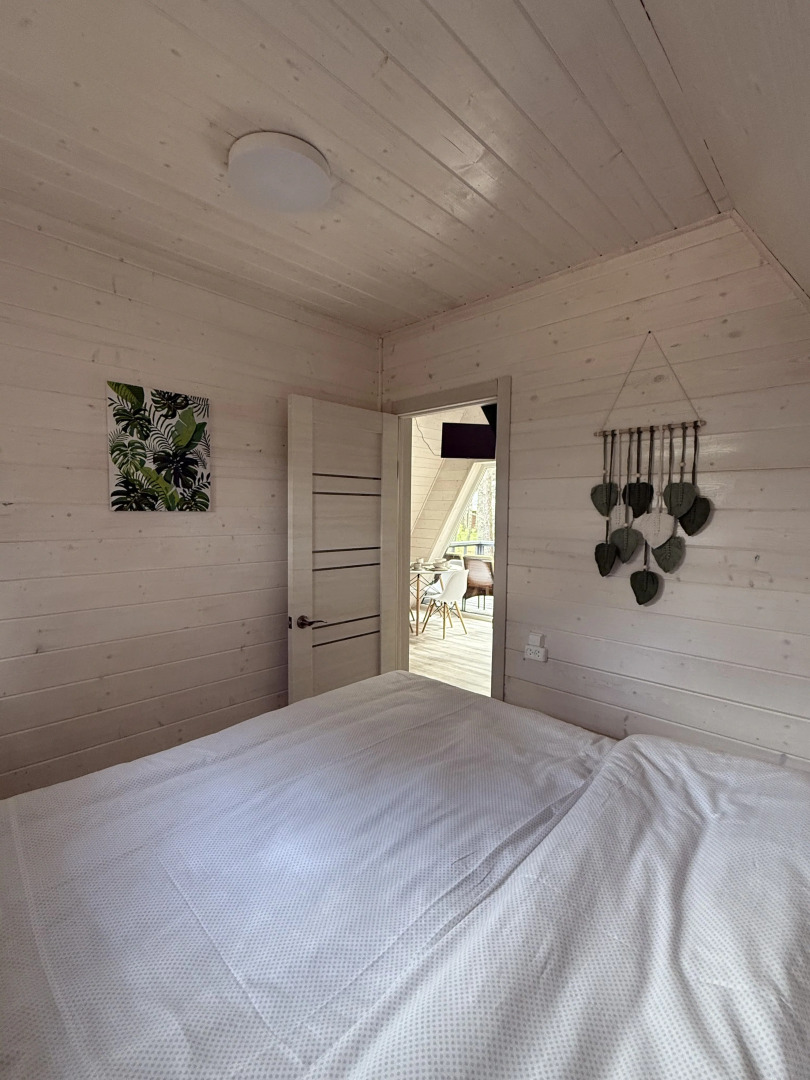 Частный дом Афрейм на берегу реки Пра