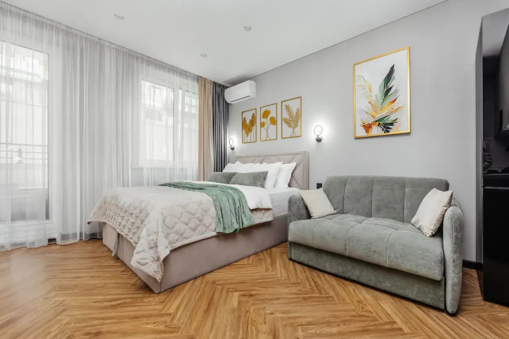 Апартаменты Метрополь с видом на море от УК Атмосфера