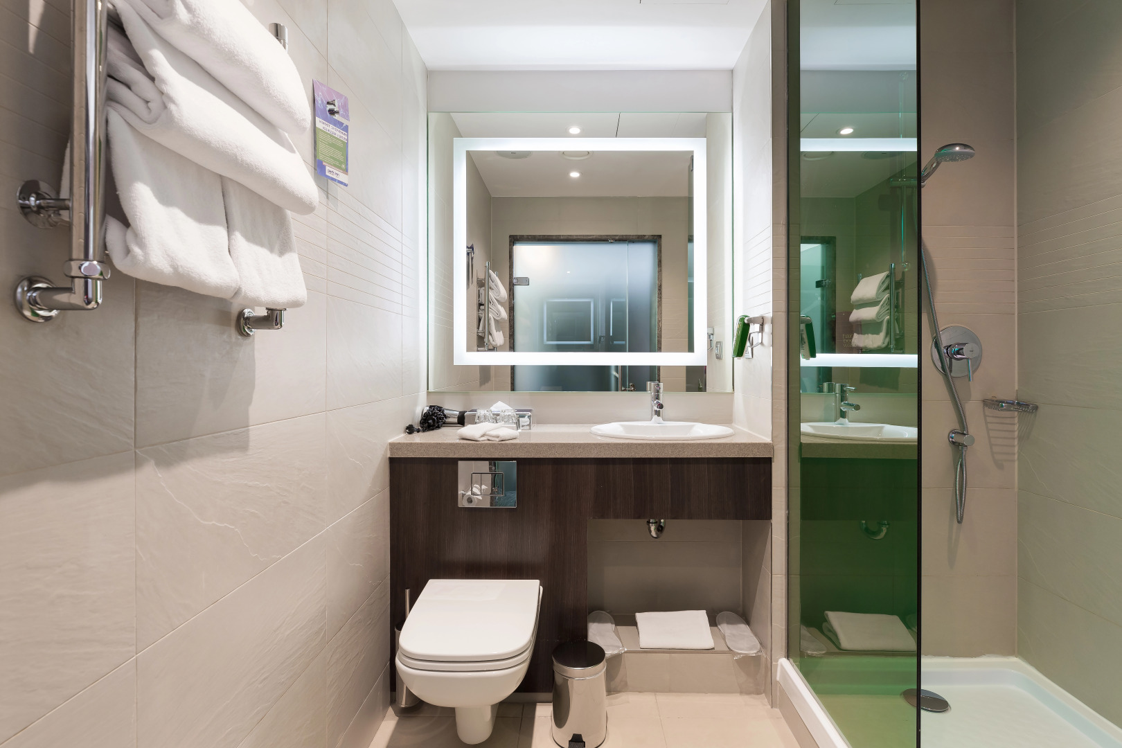 Cosmos Saint -Petersburg Pulkovo Airport Hotel