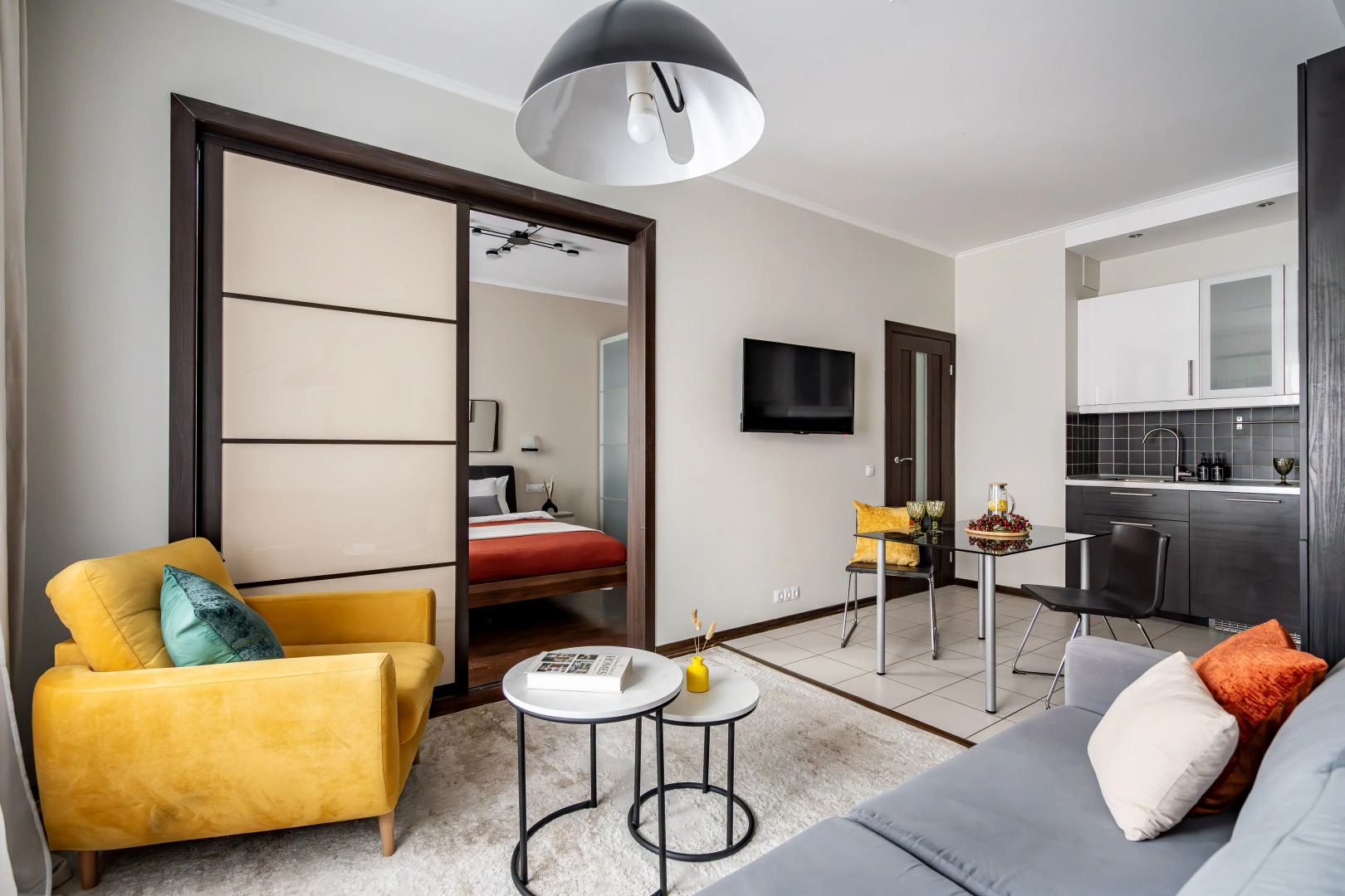 Квартира GetFlat Scarlet с Балконом Для 1-4 Гостей