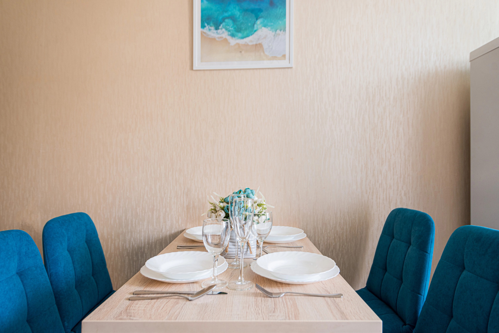 Квартира в престижном мкр. на П.Ермолаева 4 с видом на Волгу от RentAp, 4 сп.места