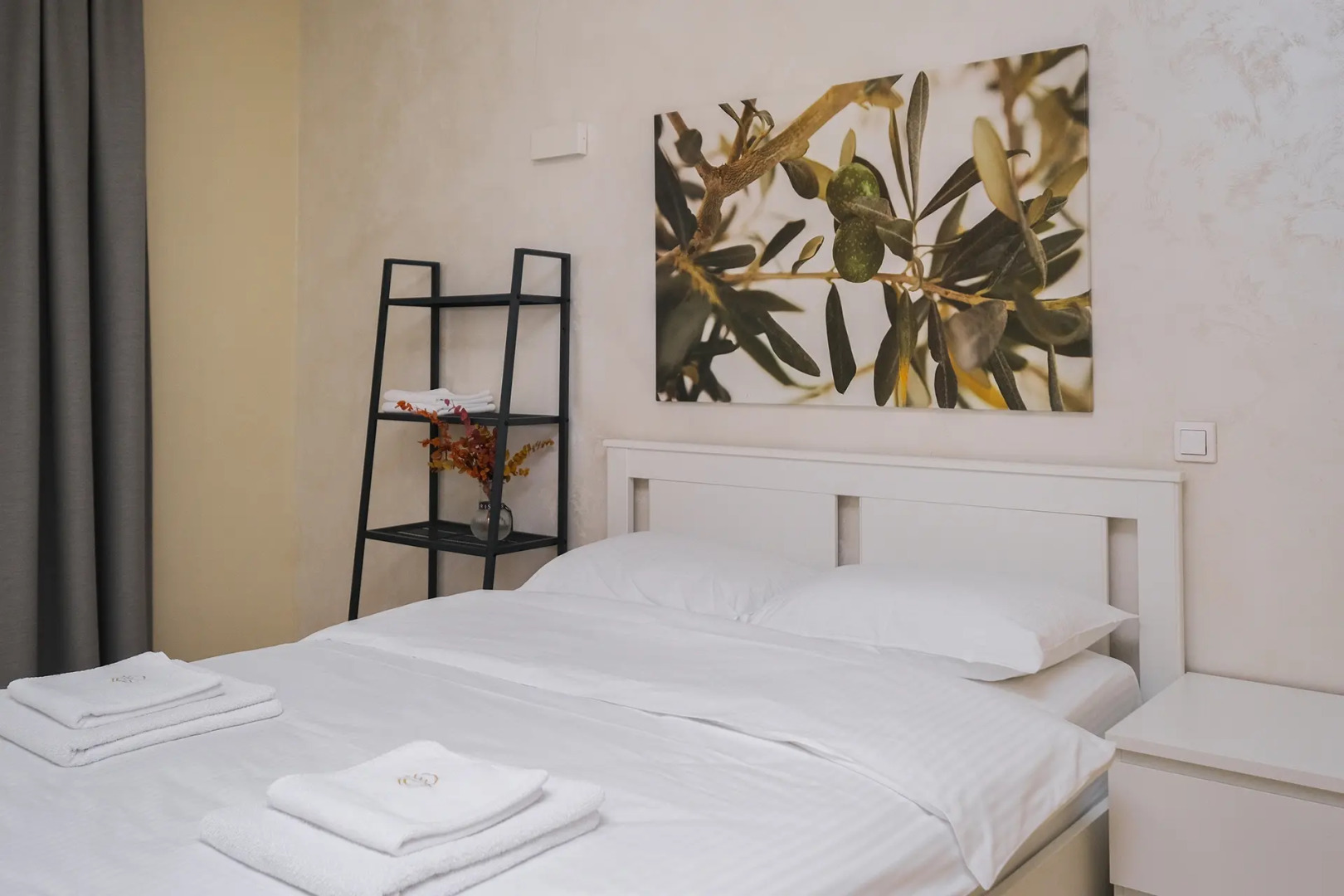 Апартаменты Домант Романова 60