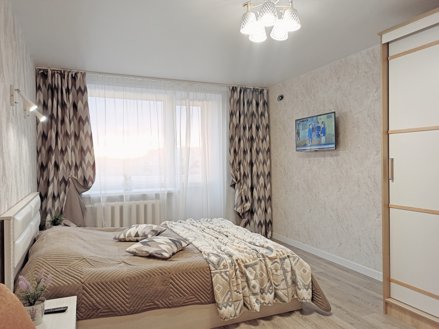 Апартаменты на проспекте Толбухина 45 с красивым видом