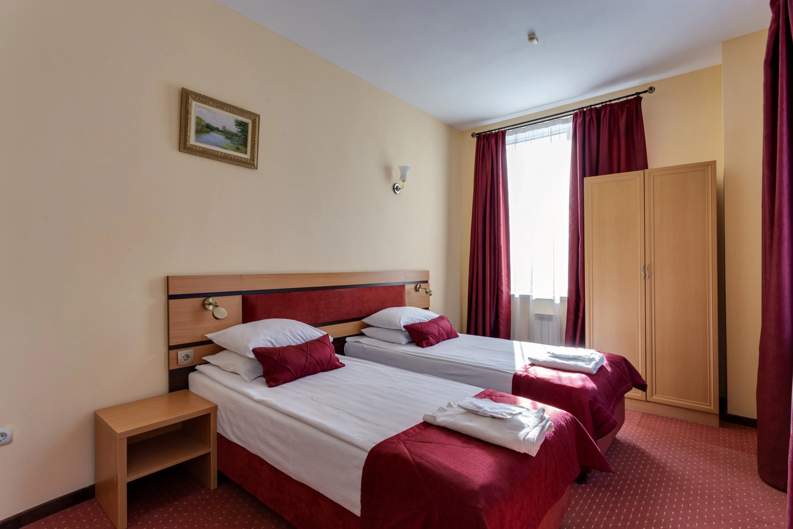 Гостиница Лидия