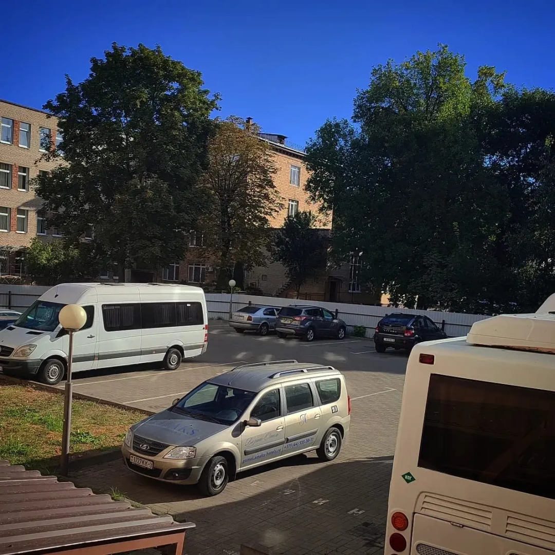 Отель Амакс Визит