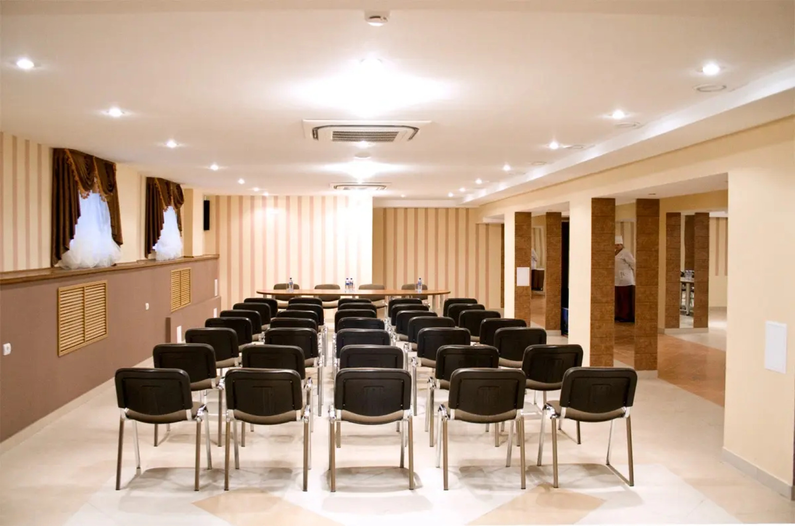 Гостиница Эврика