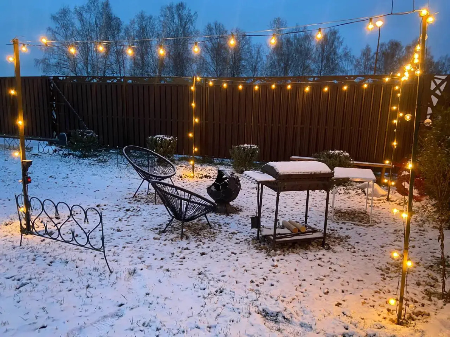 Частный дом комфортный со столом для пинг-понга и батутом