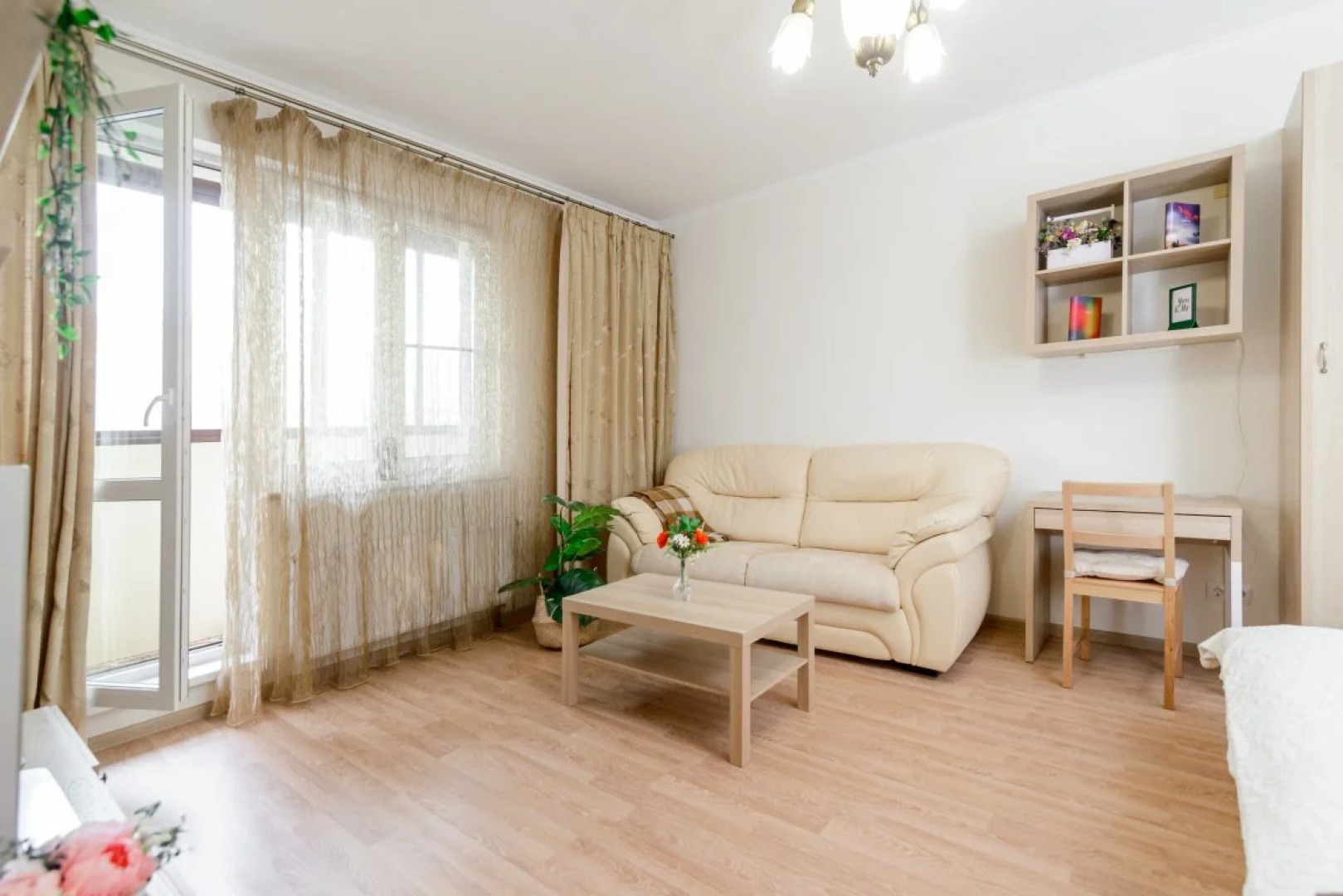 Квартира рядом с ТЦ и метро от FolkFort — практичное решение для командировки и отдыха