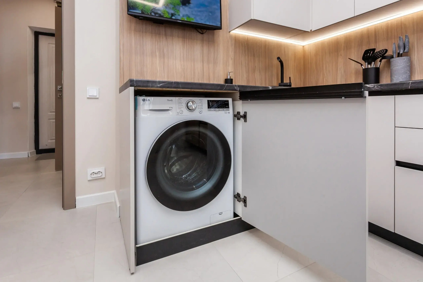 Апартаменты рядом с Парком Галицкого на улице имени Жлобы 139