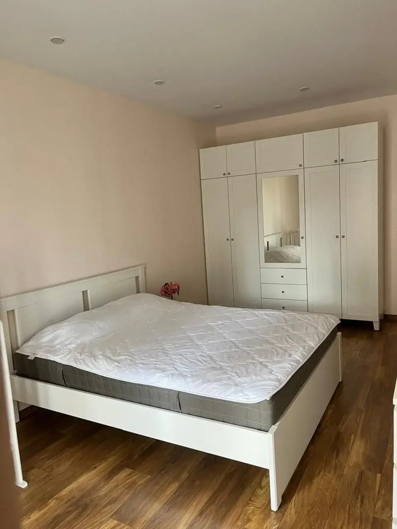 Квартира Малина