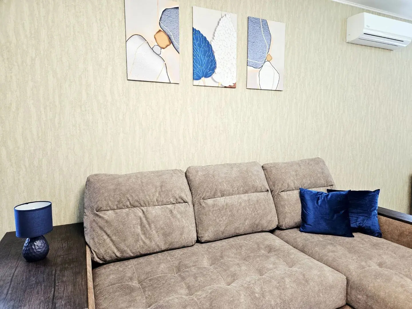 Квартира Неотель двушка рядом с Театром кукол