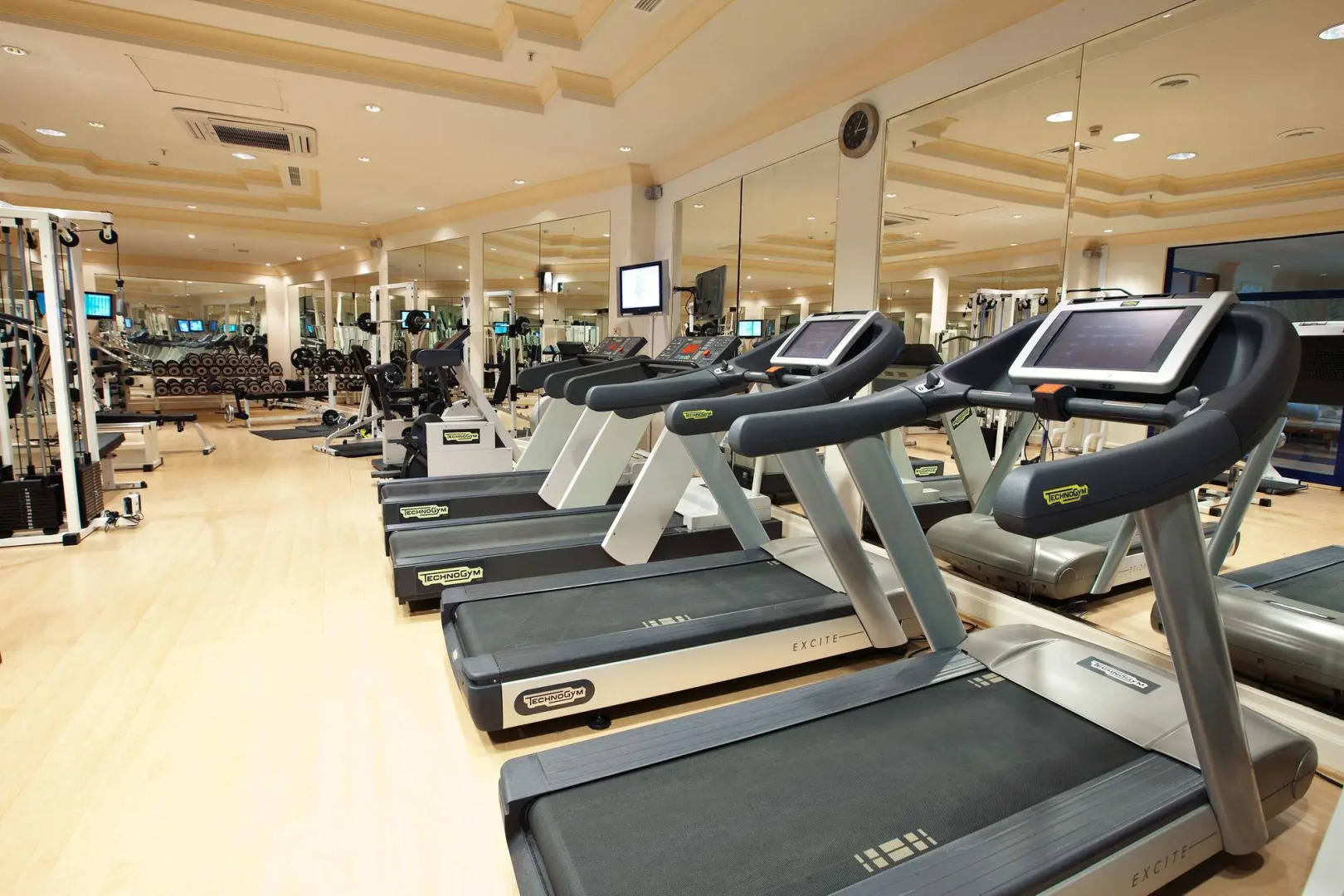 Отель InterContinental Almaty