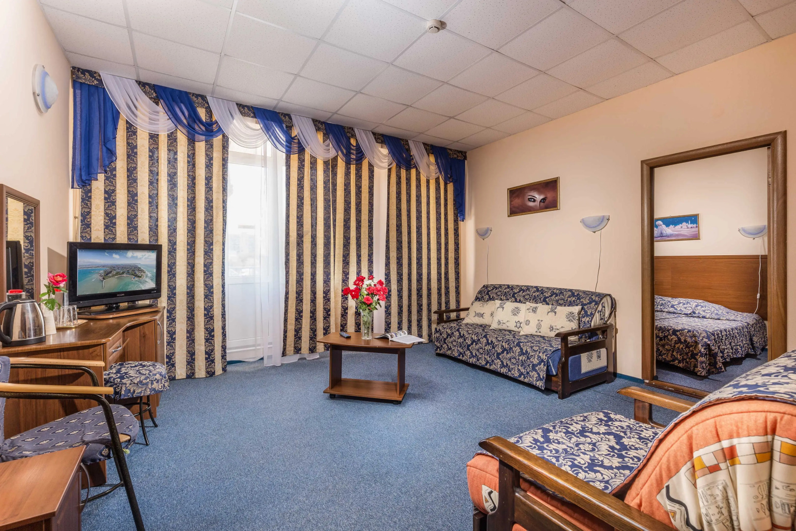 Отель Мирабель