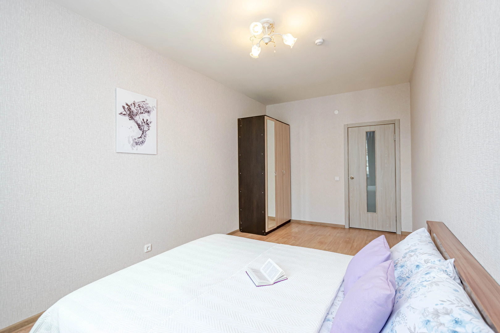 Квартира Двухкомнатная у Комсомольской площади