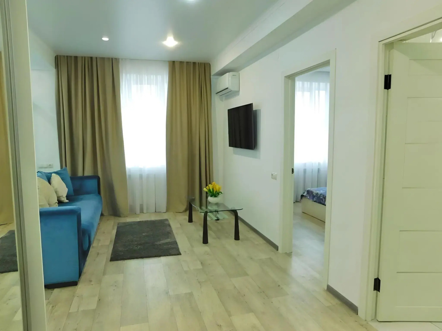 Квартира Центр Цветник Радон Власова 4