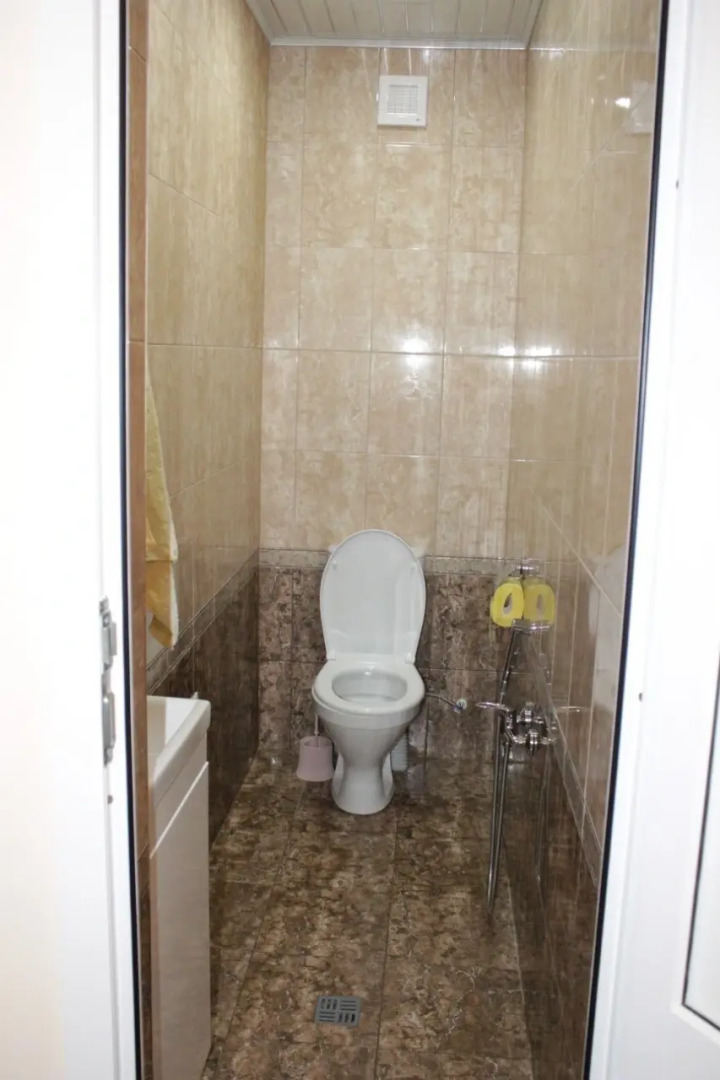 Частный дом в селе Хазар