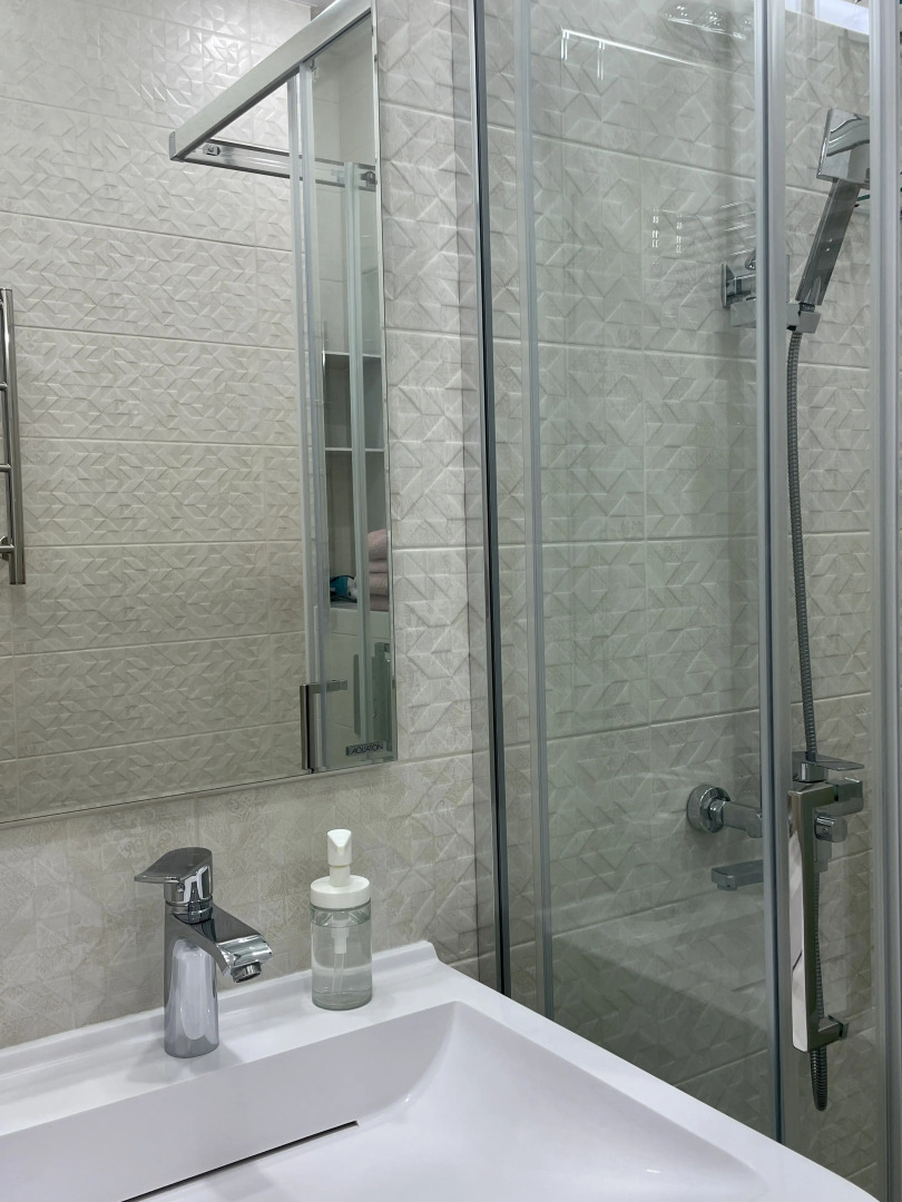 Апартаменты у Дендрария в ЖК Метрополь на самом высоком этаже, где есть бассейн