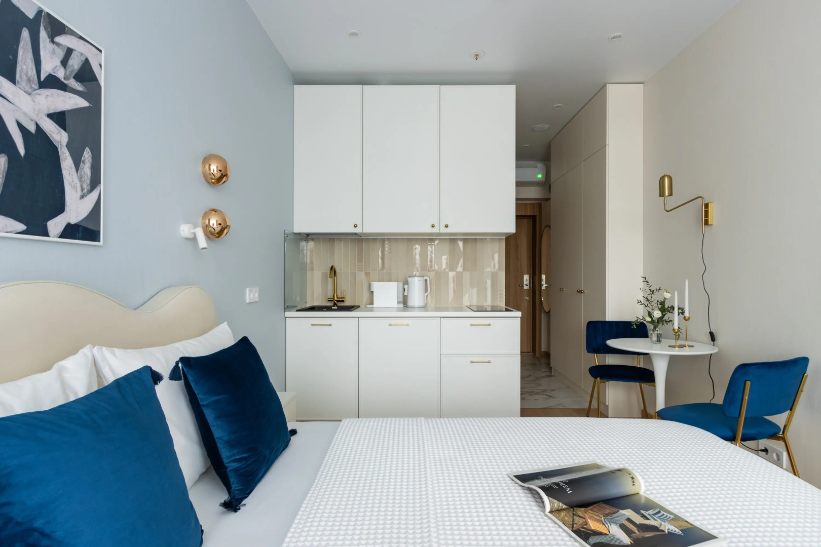 Апартаменты студия 526